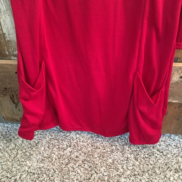 Red Tunic - Picture 2 of 2